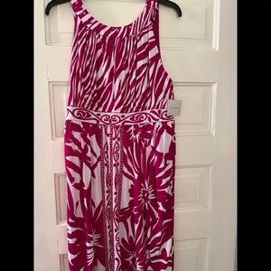 NWT Hot Pink and White Madison Size medium dress.